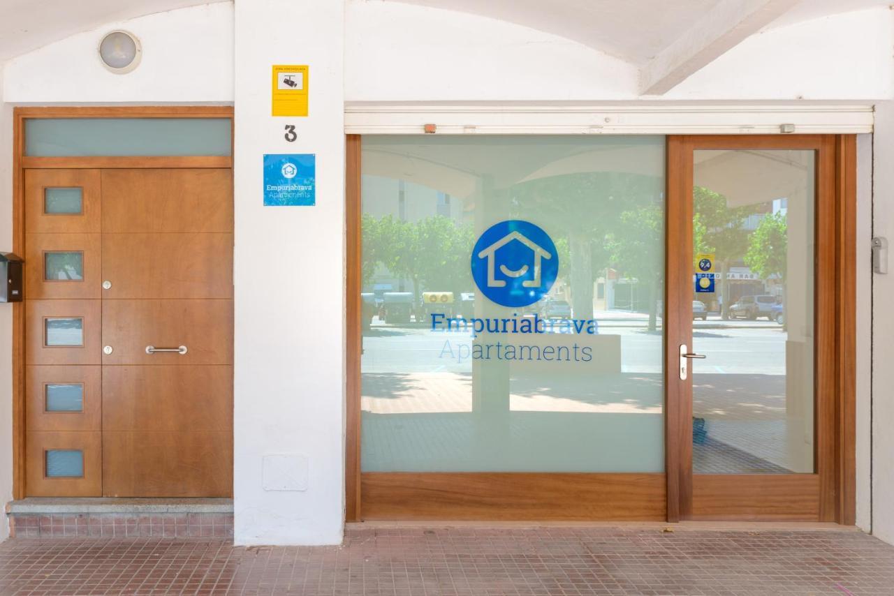 Empuriabrava Apartaments Nº6 المظهر الخارجي الصورة